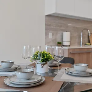  Apartment Center Brand New 1 Bedroom 4 Guests Canada