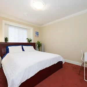  Homestay Cambie & 61st Ave Homestay Canada